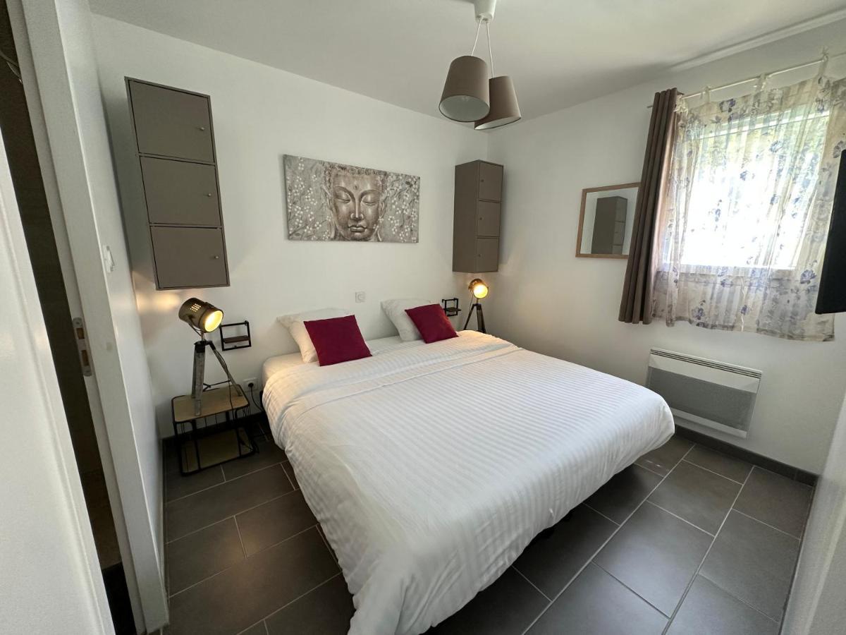 Sejour Romantique Jacuzzi Interieur Prive Le Vigan  Exterior photo